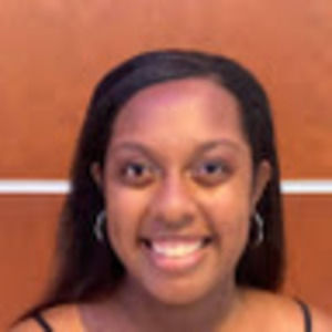 Meet your Posher, Simone